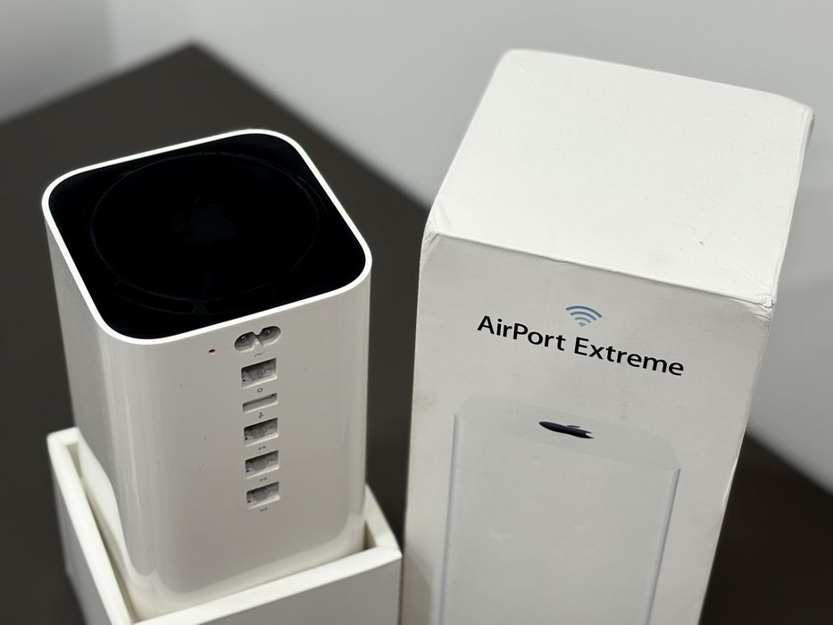 Роутер Apple AirPort Extreme (Швидкість 1,3 Гбіт/с)