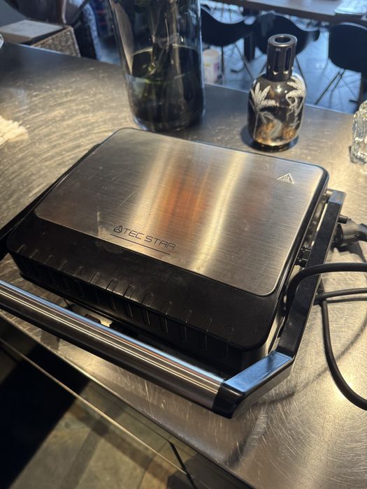 Електричный гриль