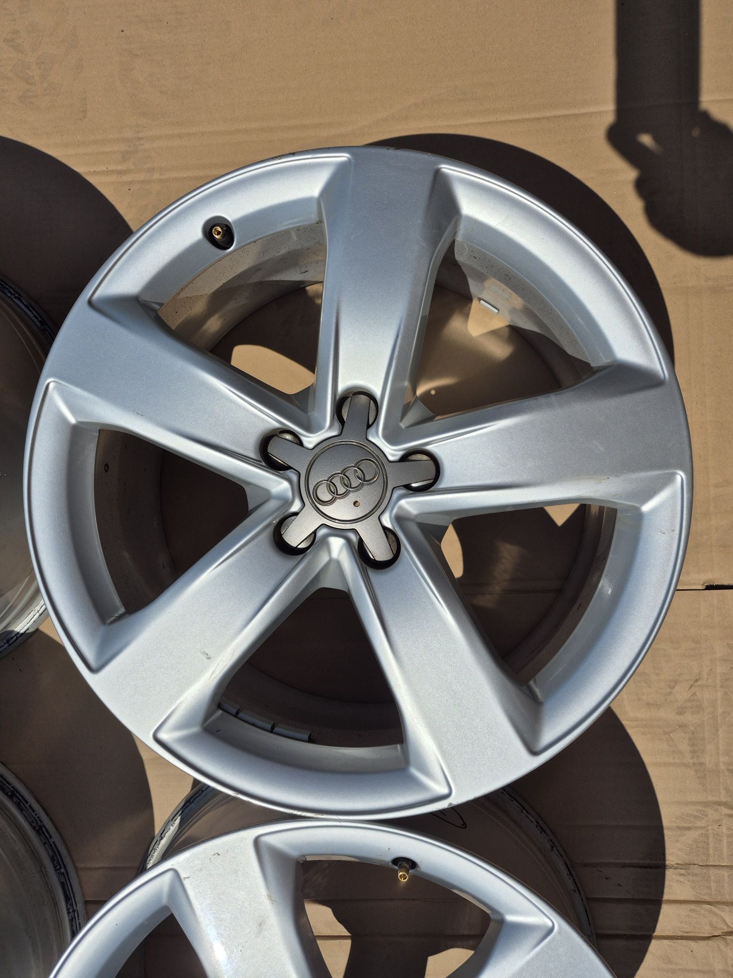 Felgi aluminiowe 18", 5x112 ET37, Audi A6 C8, A3, A4, Q3, Q5.