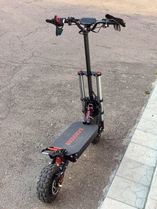 Срочно продам Crosser Rocket 3200w електросамокат