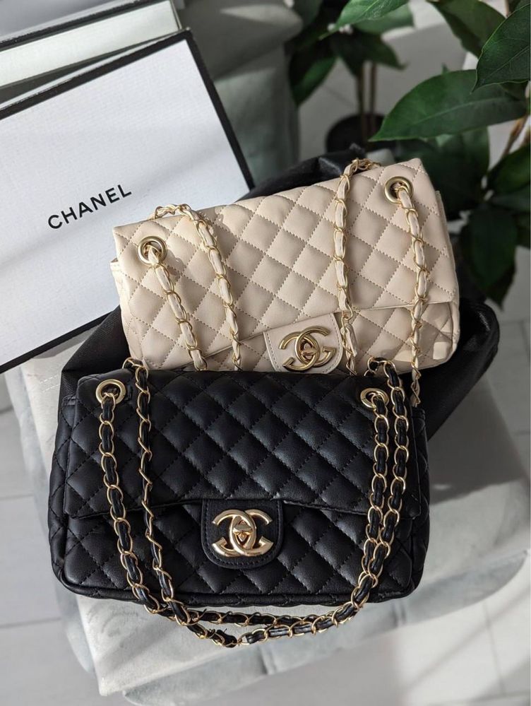 Сумка жіноча Chanel середня