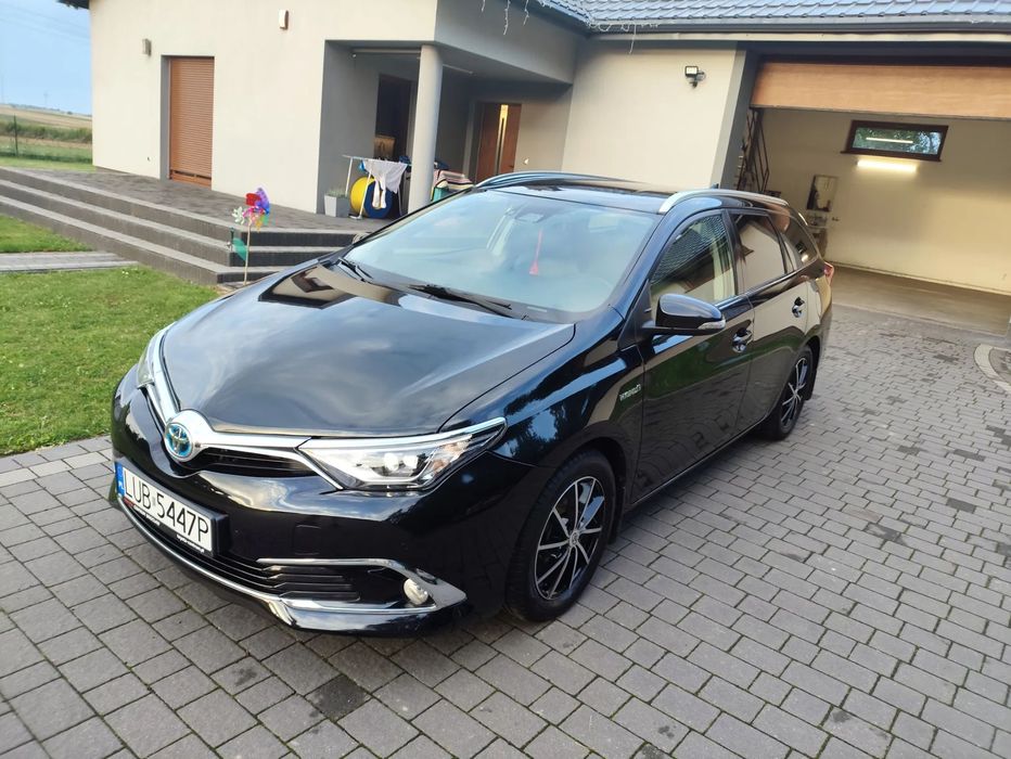 Toyota Auris Toyota Auris ll 1,8 hybrid