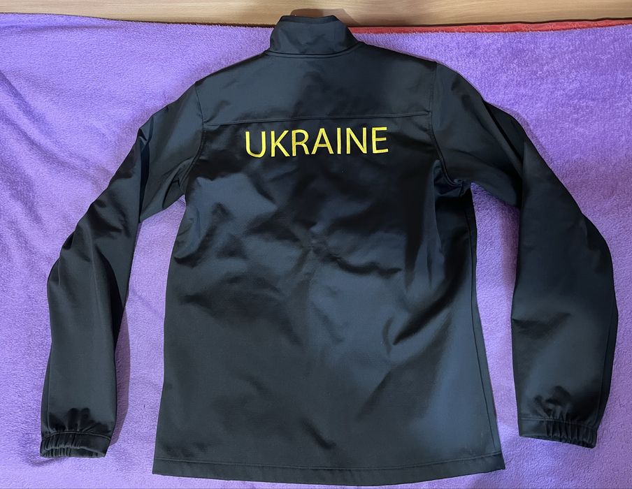 Куртка збірна України asics