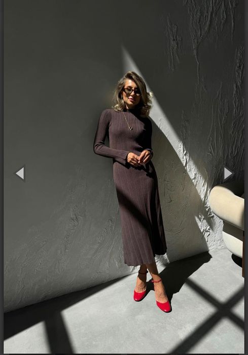 Сукня  з рукавом шоколад XS/S