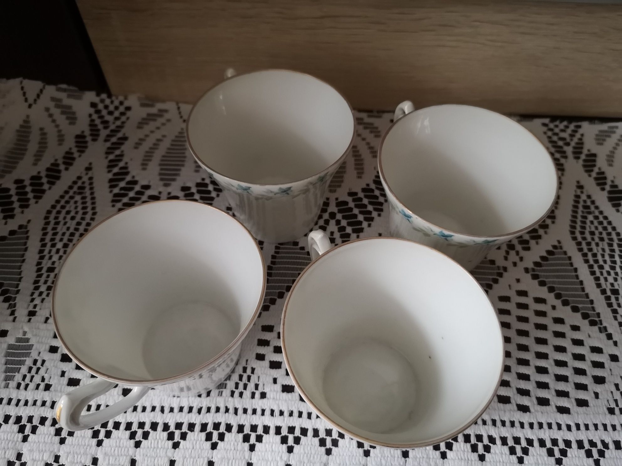 Zestaw czterech starych porcelanowych filiżanek Porsgrund przedwojenne