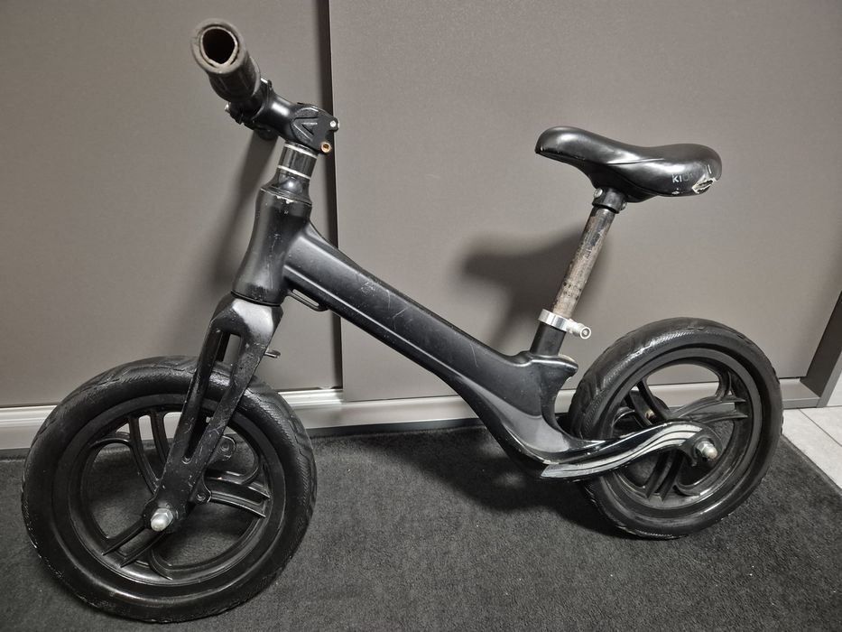 Lekki Rowerek Biegowy Kidwell FALCON