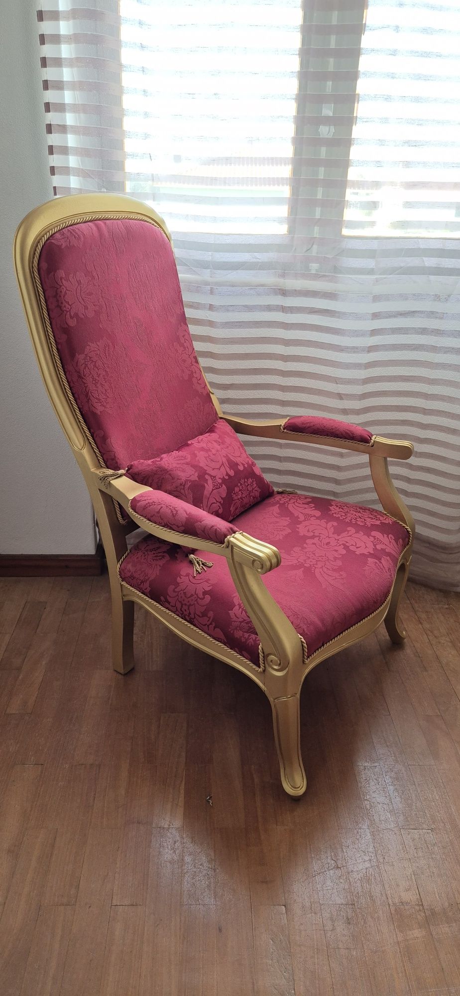 Cadeirão do Rei (peça Única)
