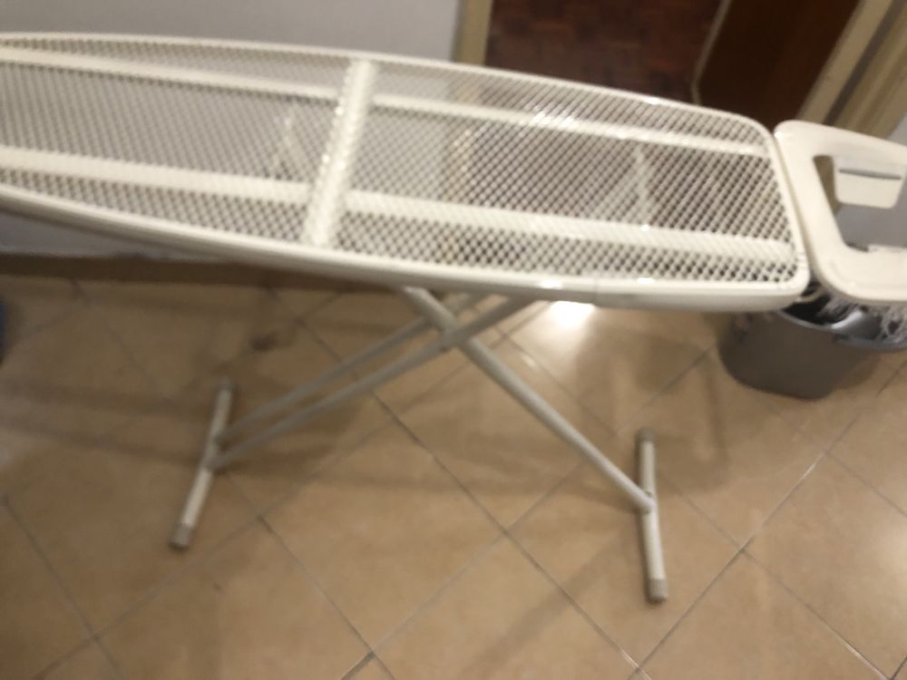 Tábua de engomar 120x36 sem roupa