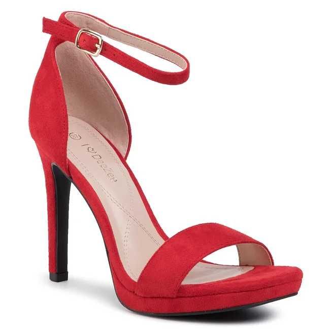 Czerwone szpilki zamszowe sandałki DeeZee