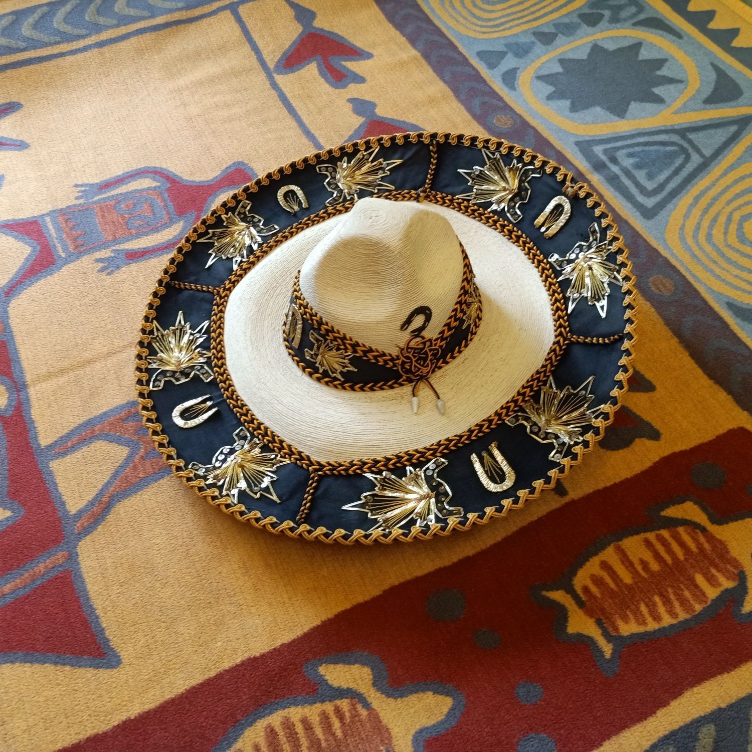 Vintage ozdobne sombrero marki Calidad.