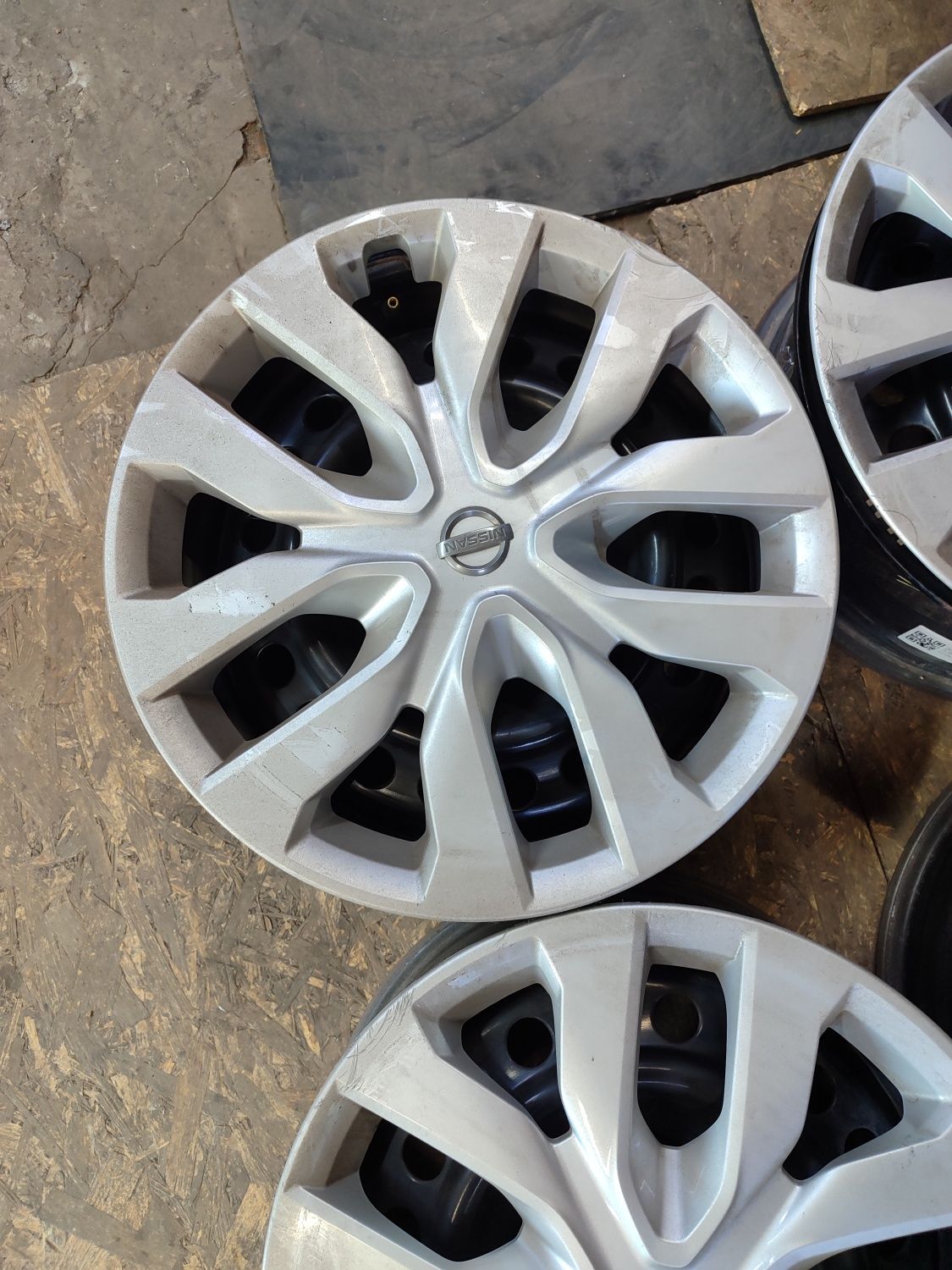 Диски Nissan 5/114.3 R17 оригінал