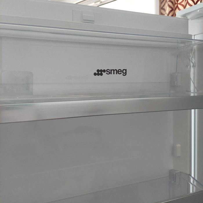 Frigorífico SMEG de encastre