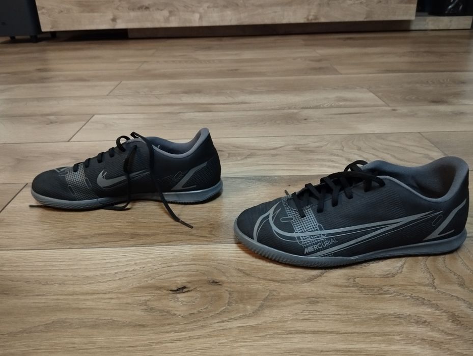 Buty halowe Nike Mercurial 37,5