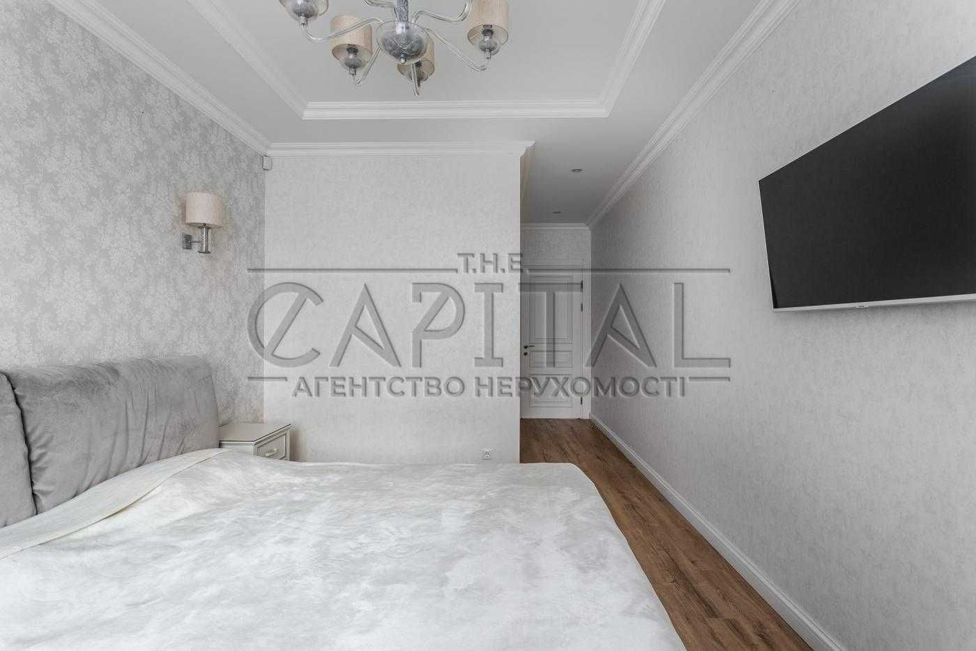 Продаж 2к квартири 98м2, вул. Ернста, Солом'янський р-н