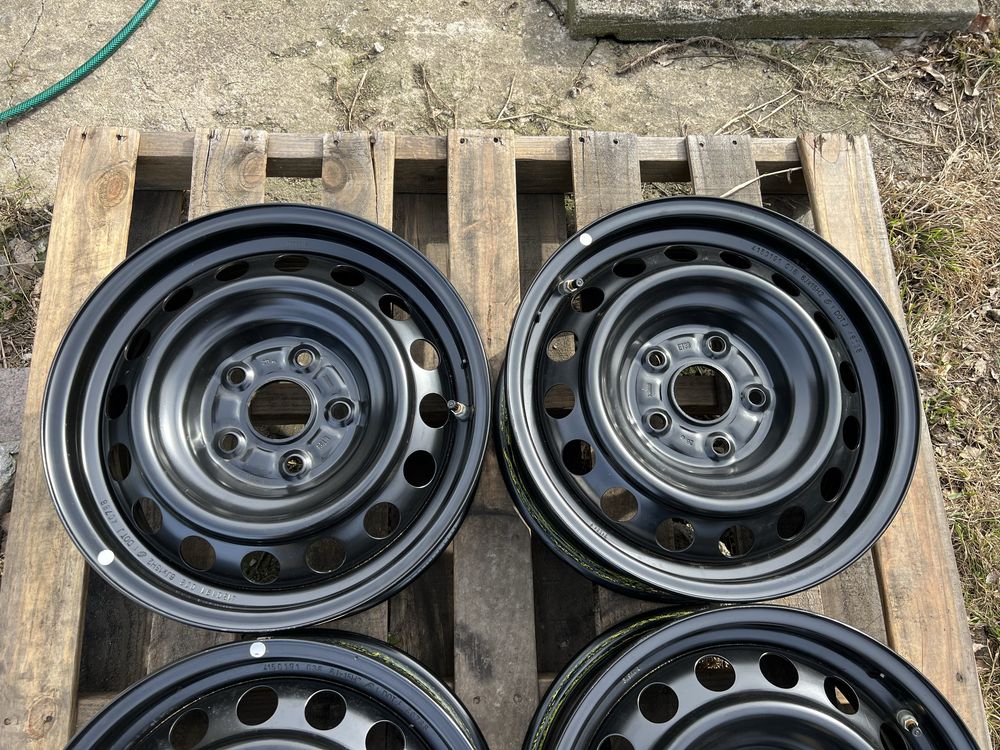 4xfelga stalowa 15” TOYOTA (5x114,3 ET39) z TPMS - demo