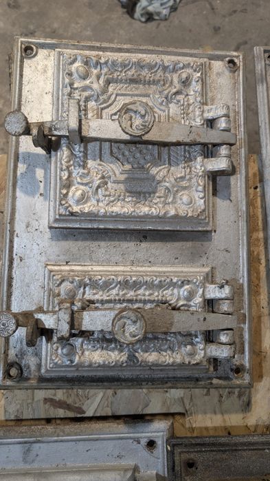 Drzwi żeliwne stare do pieca kaflowego