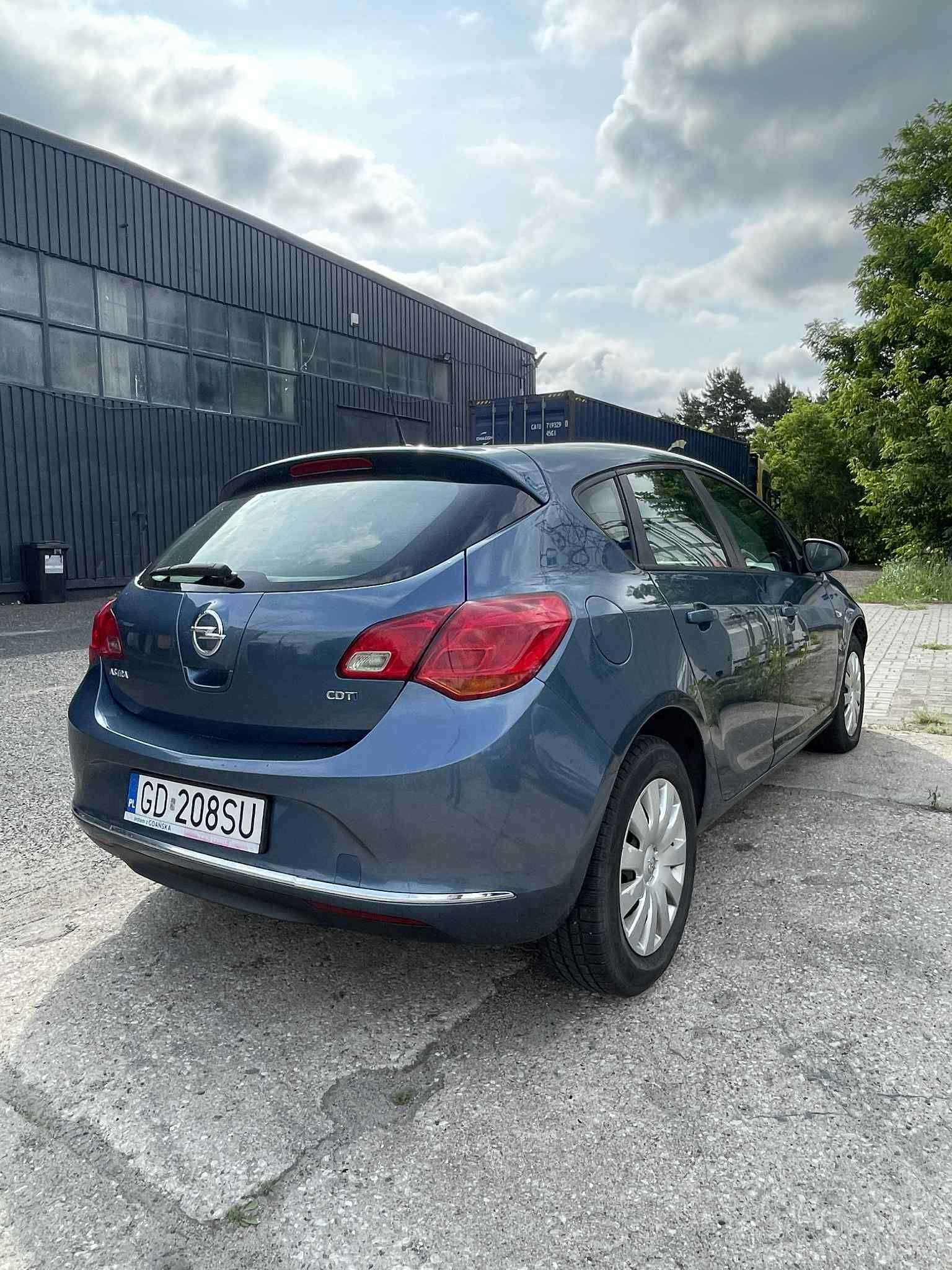 Opel Astra J 1.7 CDTI 2013 – Faktura VAT – zadbany – gotowy do jazdy