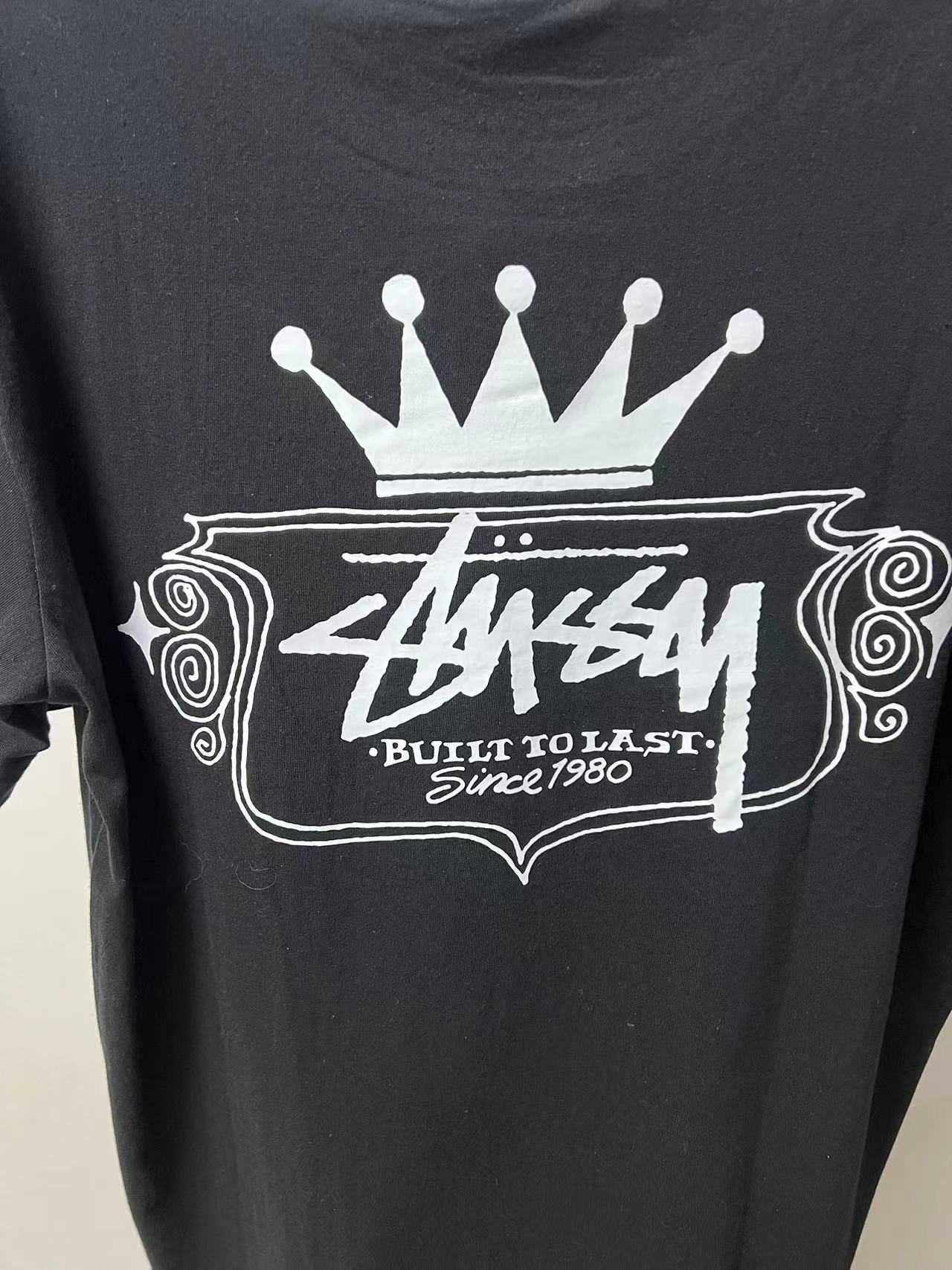 czarne krótkie rękawy stussy M