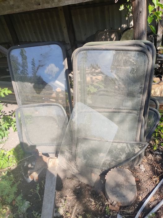 Продам скло на пасажирську газель ГАЗ 3221з