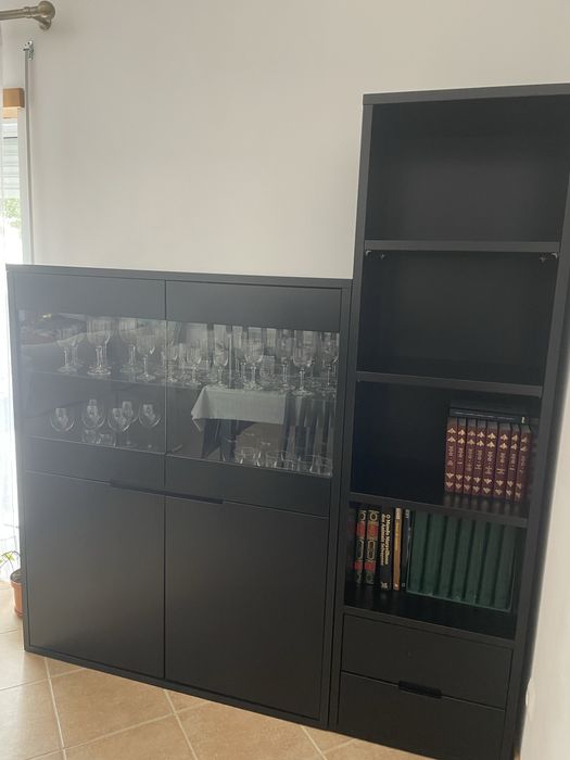 Cristaleira + movel de prateleiras