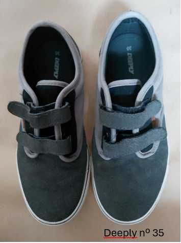 Sapatos de rapaz