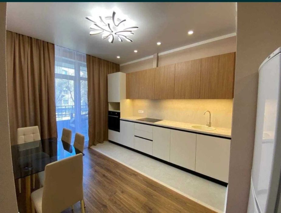 Сдам 1 ком квартиру посуточно. Центр