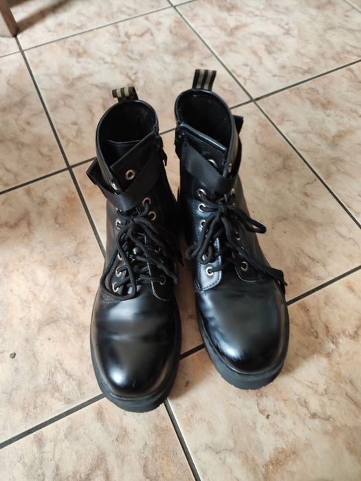 Buty trapery damskie używane 40