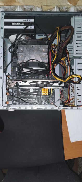 Продам игровой компьютер I7-4790k 4.9Ghz/MSI 1080gtx/DDR3 16gb 2133Mhz