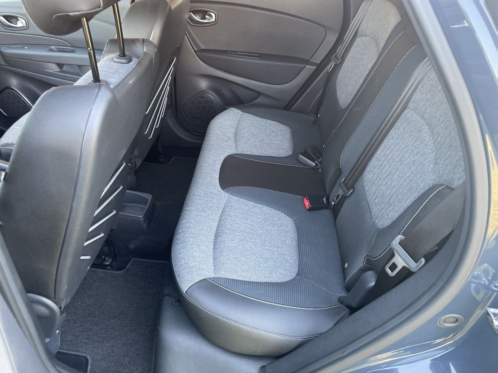 RENAULT CAPTUR EXCLUSIVE 2018 FULL EXTRAS