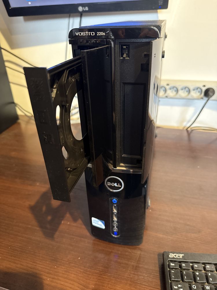 Komputer Dell Vostro 220, Windows 10, Core2Duo, 2GB, 120GB HDD