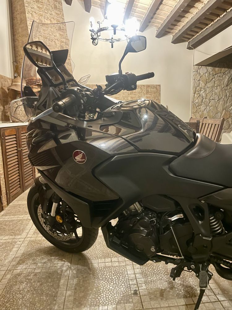 Honda Nt1100 como nova
