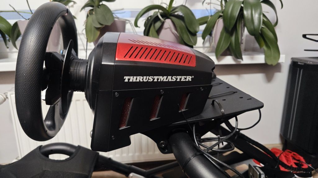 Thrustmaser TS-XW z kierownicą i nakladką F1(PC/Xbox)