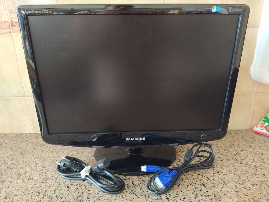 Monitor para computador PC portátil casa quarto apartamento vivenda.