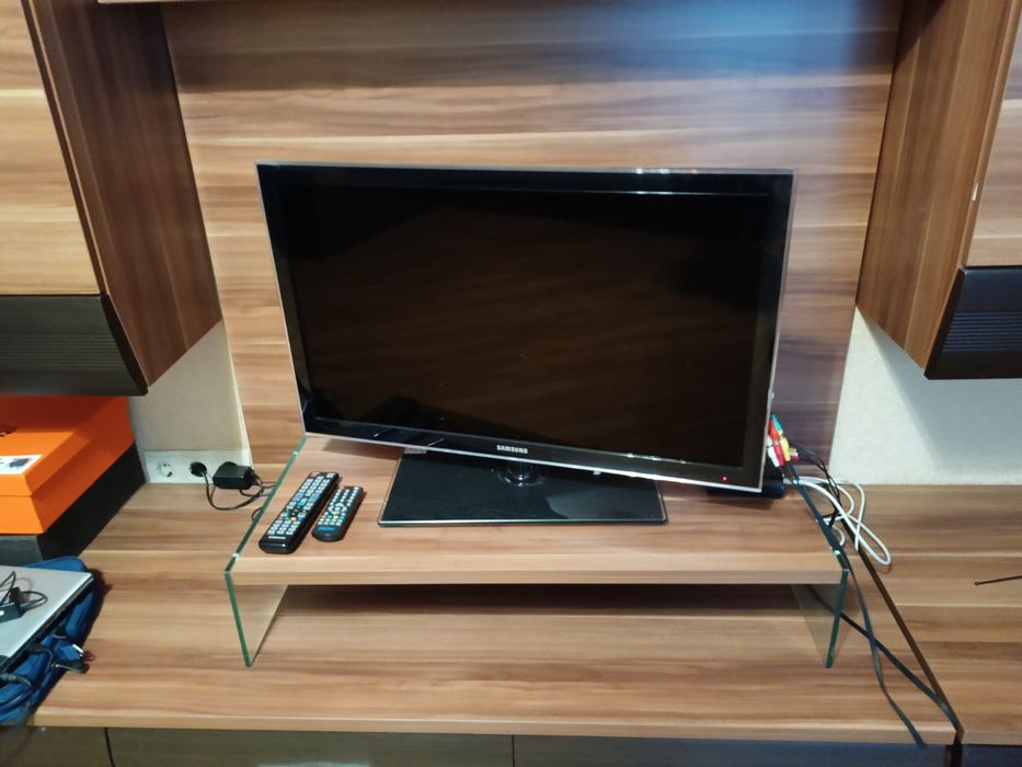 Телевізор Samsung UE32D5000 + Тюнер Т2