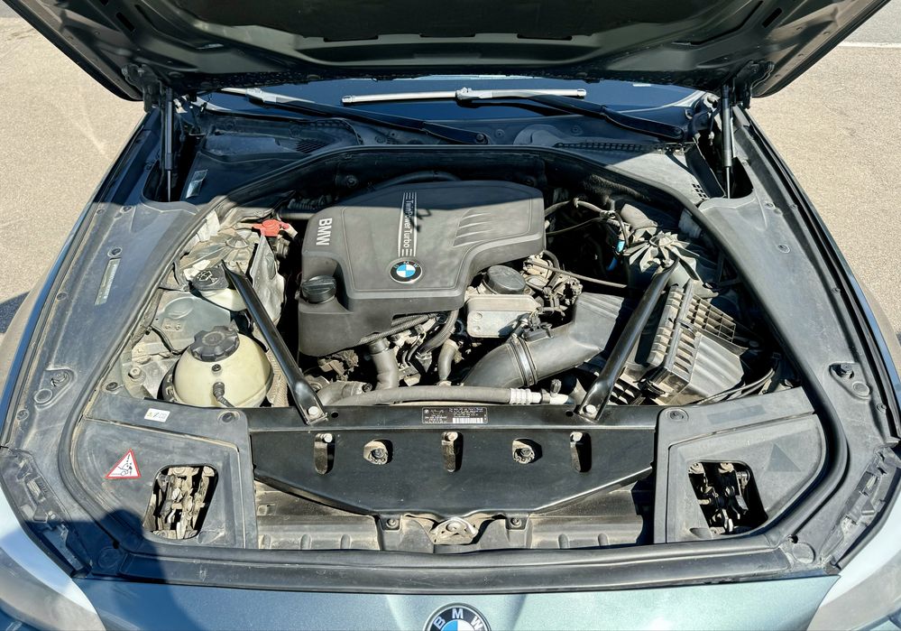 Продам BMW 528 ф10 автомат ZF 2.0 turbo