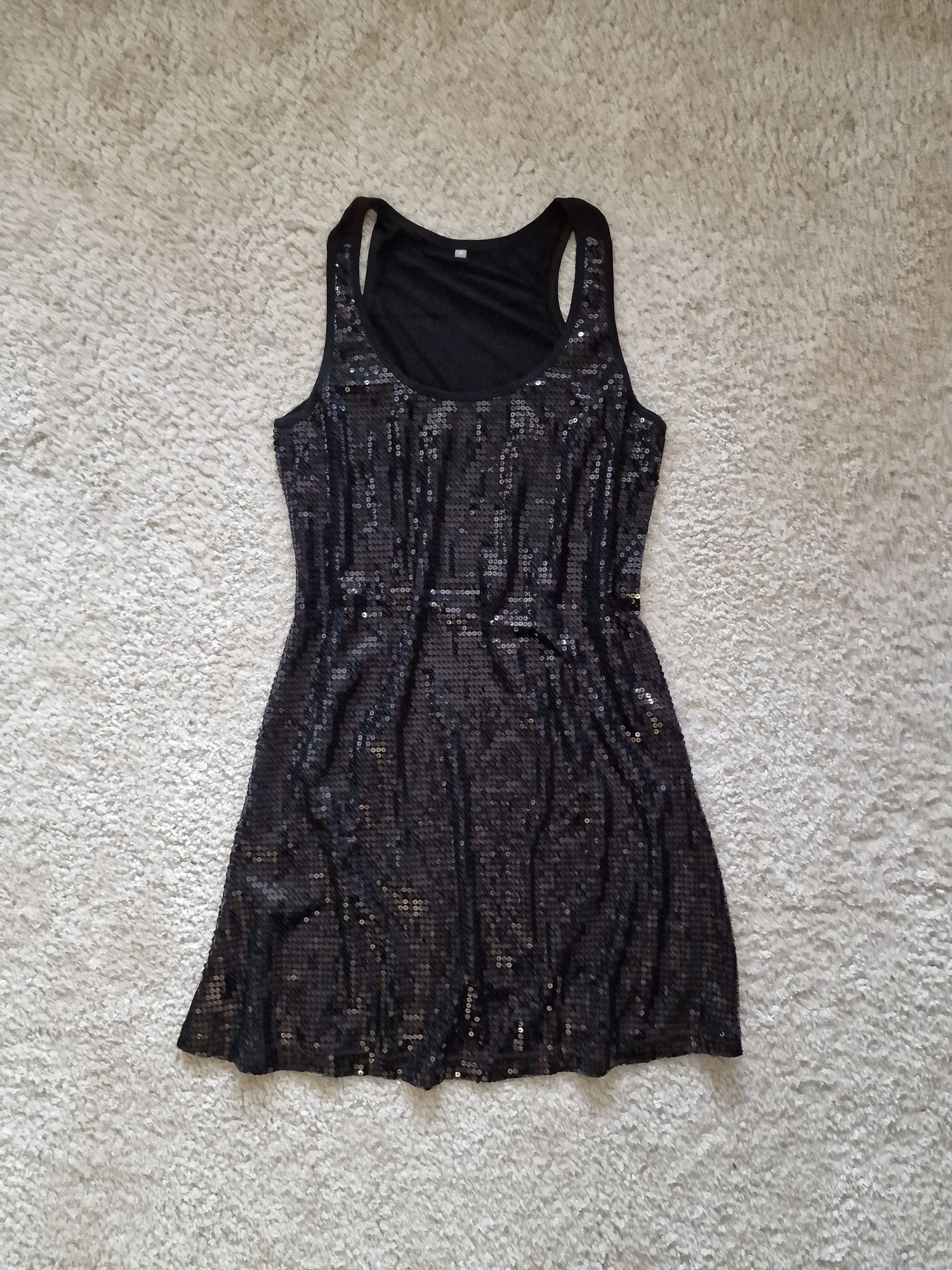 Sukienka 38 M mała czarna cekiny sylwestrowa wiskoza błyszcząca