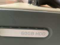 Xbox 360 60 gb HDD с двумя джойстиками