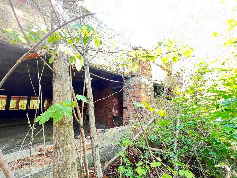 Комплекс будівель та споруд, площею 2262,6 м.кв. Вінницька обл.