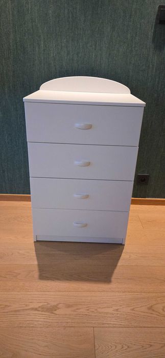 Biała komoda Meblik dla dziecka