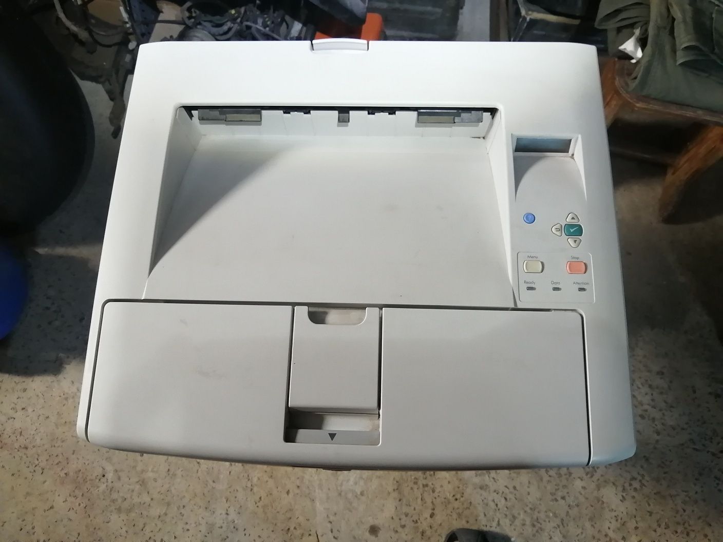 Продам лазерный прінтер HP LAZER JET 5200
