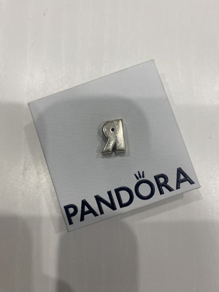 Pandora Charms Reflexions Literki A, T, R. Nowe