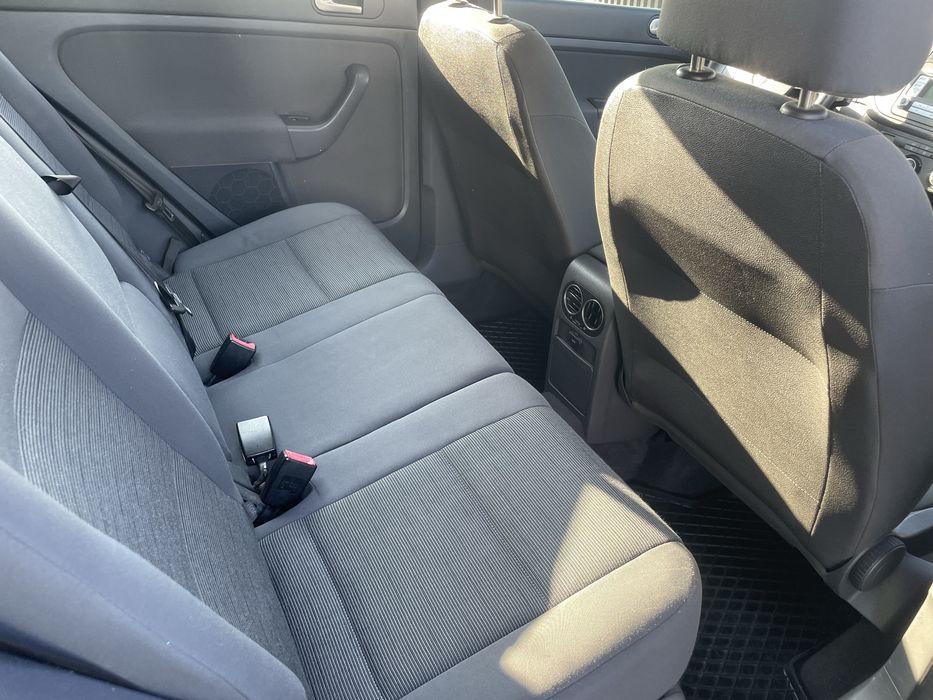 Golf 5 plus  2006 rok  1.9tdi 105km