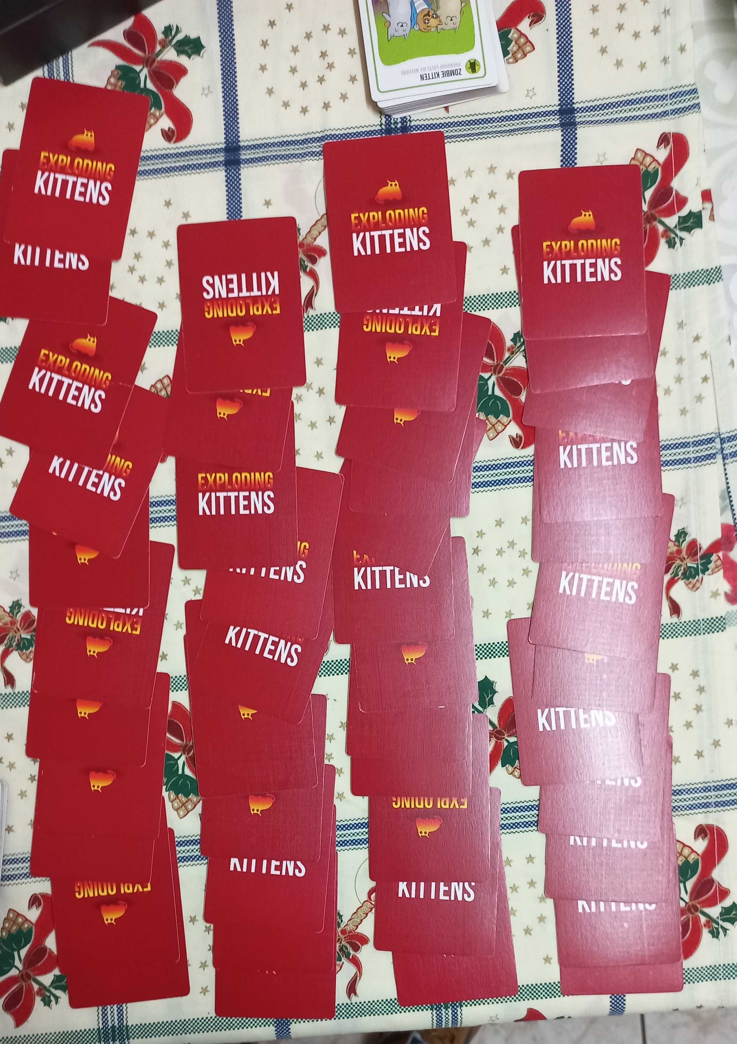 Exploding kittens + 4 expansões