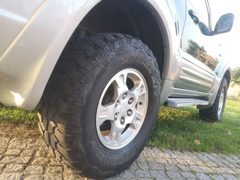 Mitsubishi Pajero 3.2 DID 165cv 4x4