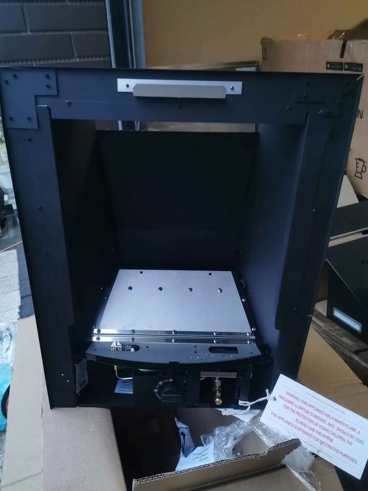 Kominek Gazowy Focal Point Arch Manual control 3.75kW - NOWY! 30% ceny