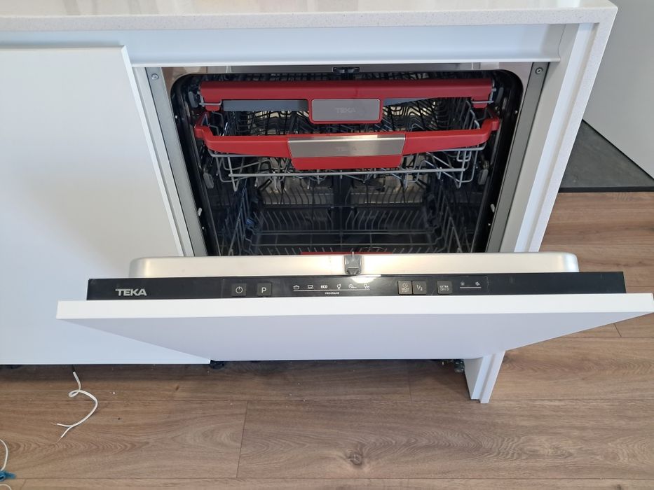 Maquina Louça encastrável Teka - NOVA