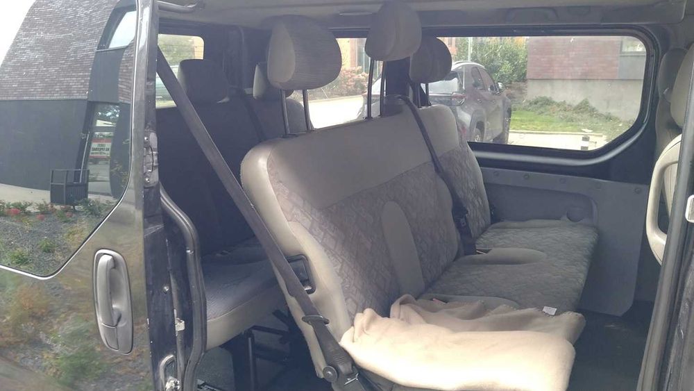 opel vivaro 1.9 diesel 2005r 9 osobowy