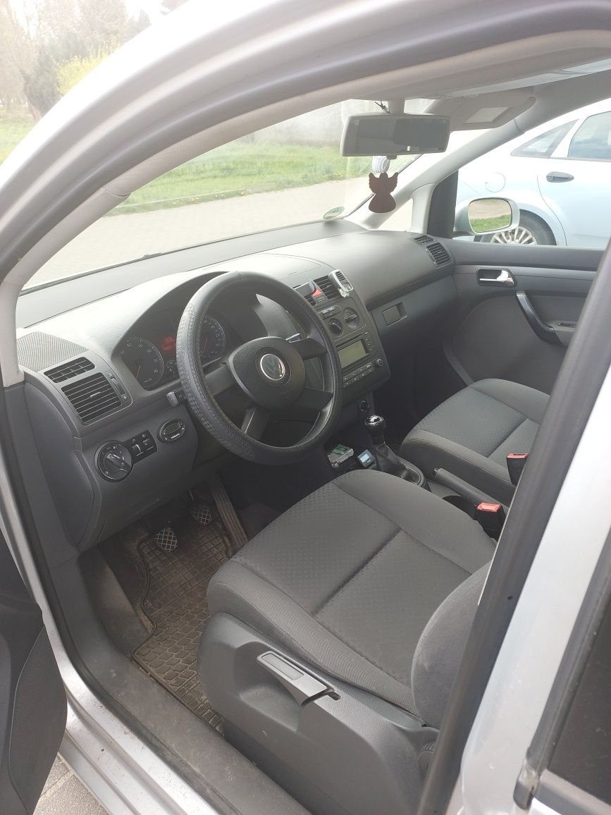 VW Touran 1.6MPI