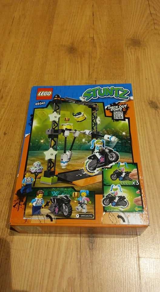 LEGO City - Desafio Acrobático: Derrubar - 60341