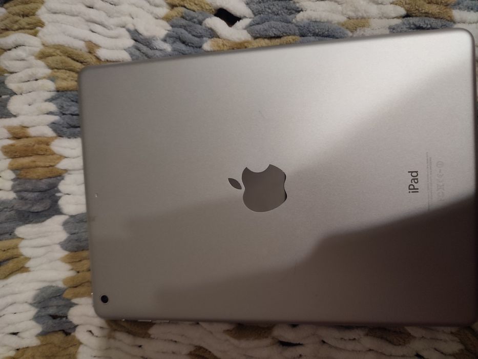 Айпад air3 на 32 ГБ